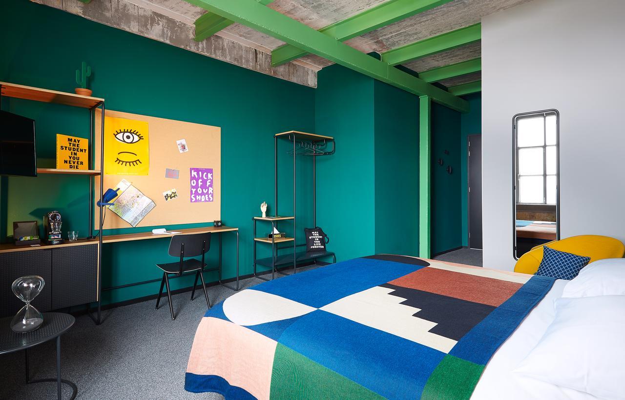 The Social Hub Maastricht Hotel Bagian luar foto