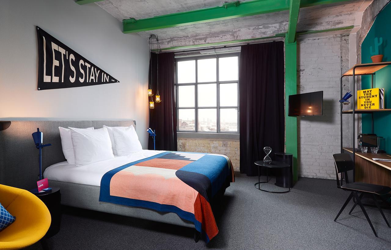 The Social Hub Maastricht Hotel Bagian luar foto