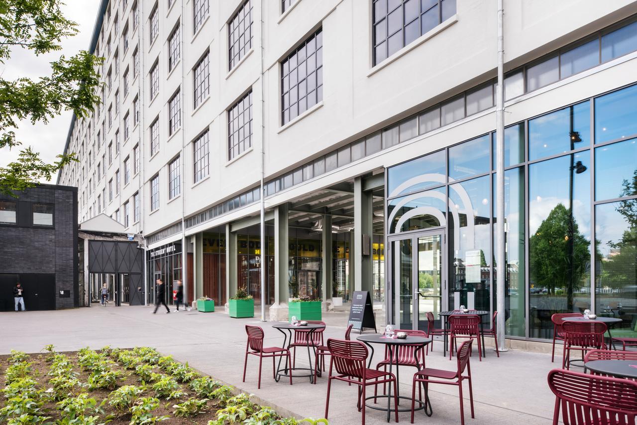 The Social Hub Maastricht Hotel Bagian luar foto